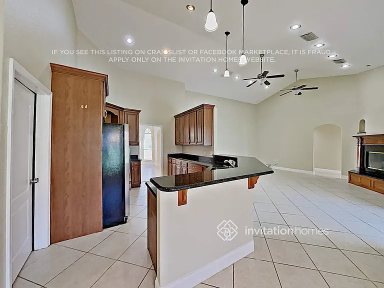 19727 Sabal St — Photo 9