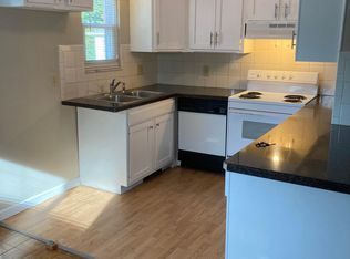 2845 Chamberlain Rd, Akron, OH 44333