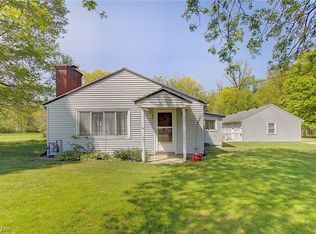 1633 Mount Pleasant St NE, Canton, OH 44721