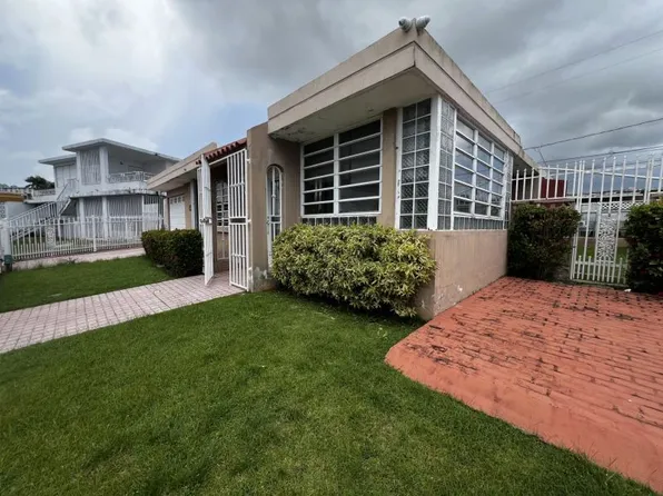 Urb Santa Rosa Bloque 19 16 Calle #9, Bayamon, PR 00959