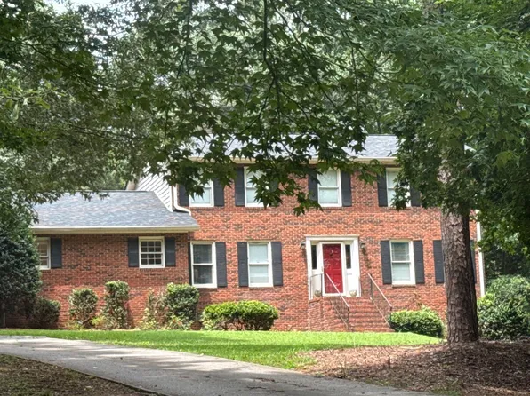 85 Hickory Hollow Dr, Jefferson, GA 30549