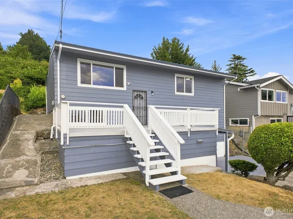 5922 23rd Avenue S, Seattle, WA 98108
