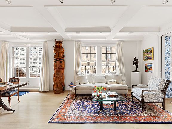 3rd image of 23 W 73rd St #1207