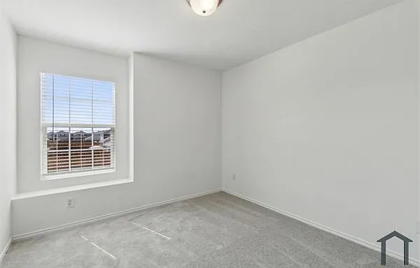 2103 Sugar Maple Ln — Photo 10