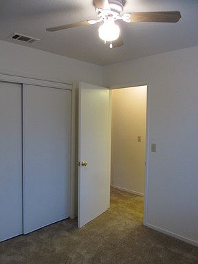 5th image of 127A Elm St
