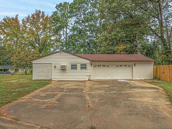 4th image of 344 Bonita Dr
