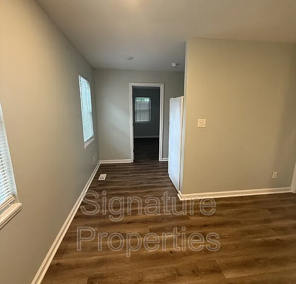 631 Quincy St #E — Photo 4