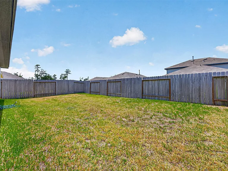 14556 Lily Plains Dr — Photo 38