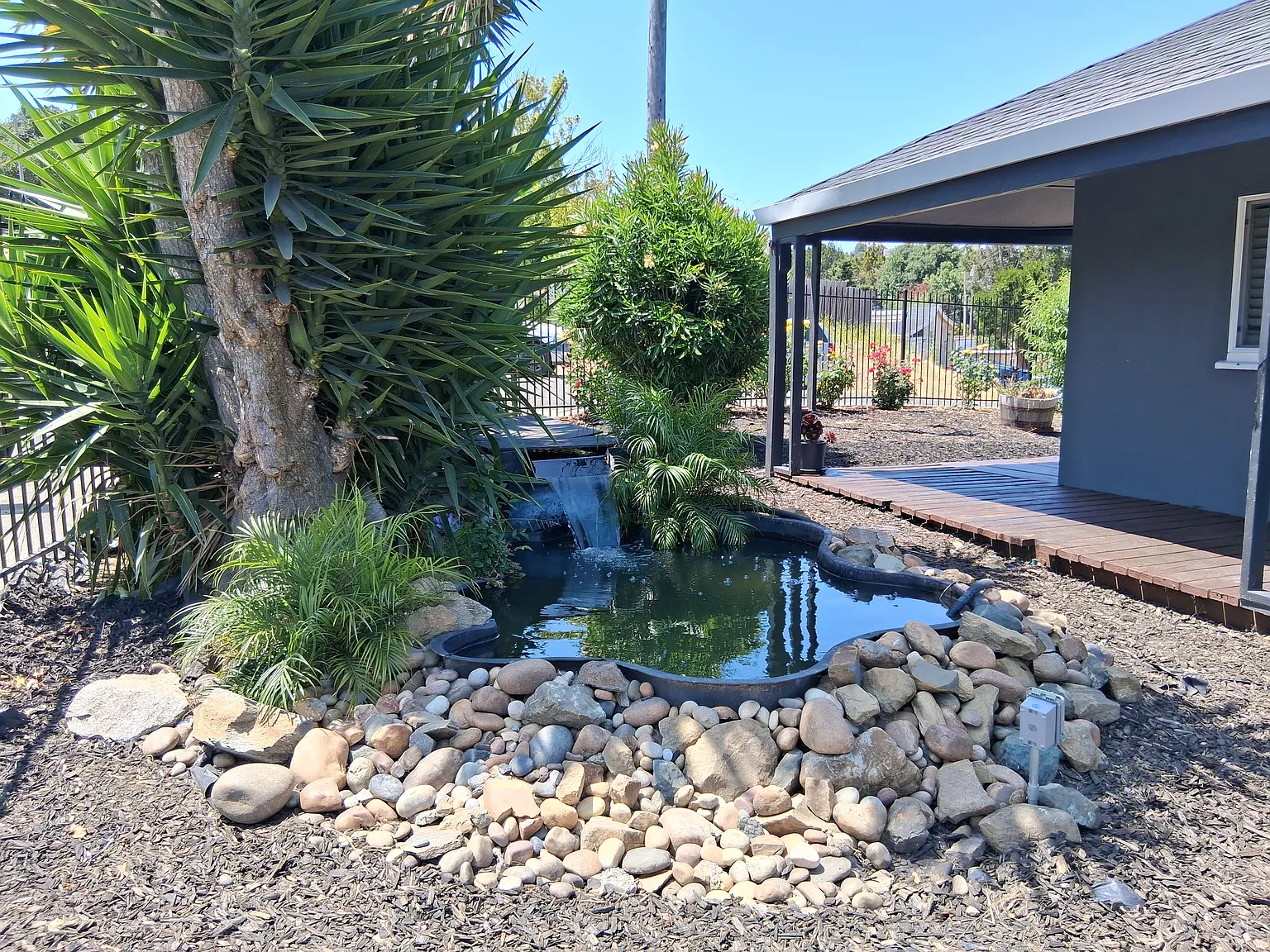 6 bed, 1850 sqft, $4,500 — Photo 3