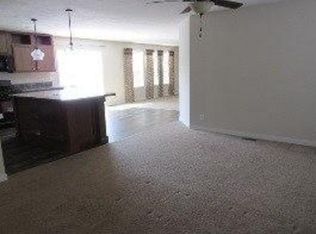 2206 Peregrine Ave NW, Stewartville, MN 55976