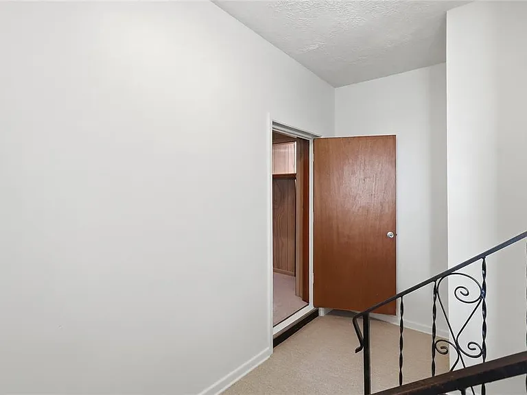 767 Edison Rd — Photo 52
