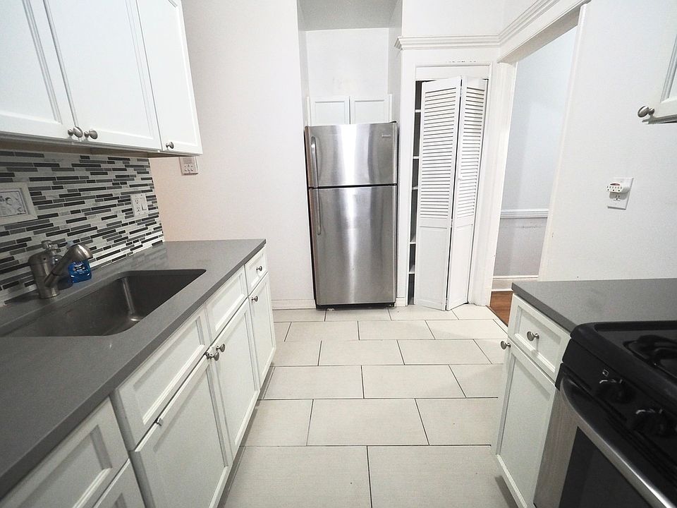 1st image of 34-21 37th St #1RR