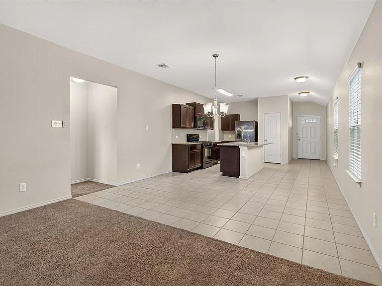 182 Tallow Trl — Photo 6