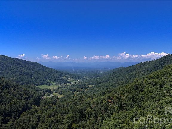 2nd image of 401 Upper Flat Creek Rd
