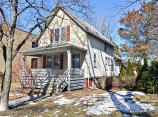 2703 Prairie Ave, Evanston, IL 60201