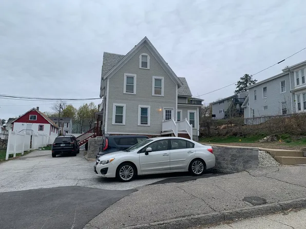 352 Laurel St APT 1, Manchester, NH 03103
