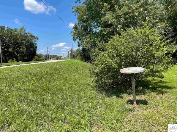102 E Hogan St, Sedalia, MO 65301