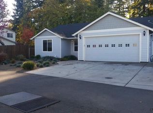 1772 Grape Ct, Sweet Home, OR 97386