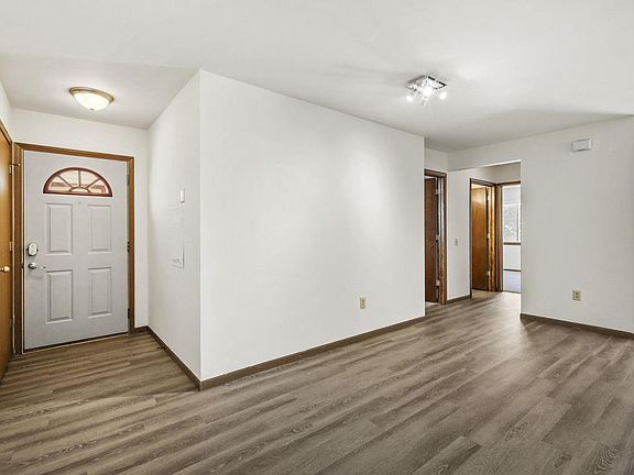 5th image of 1012 Rockefeller Lane