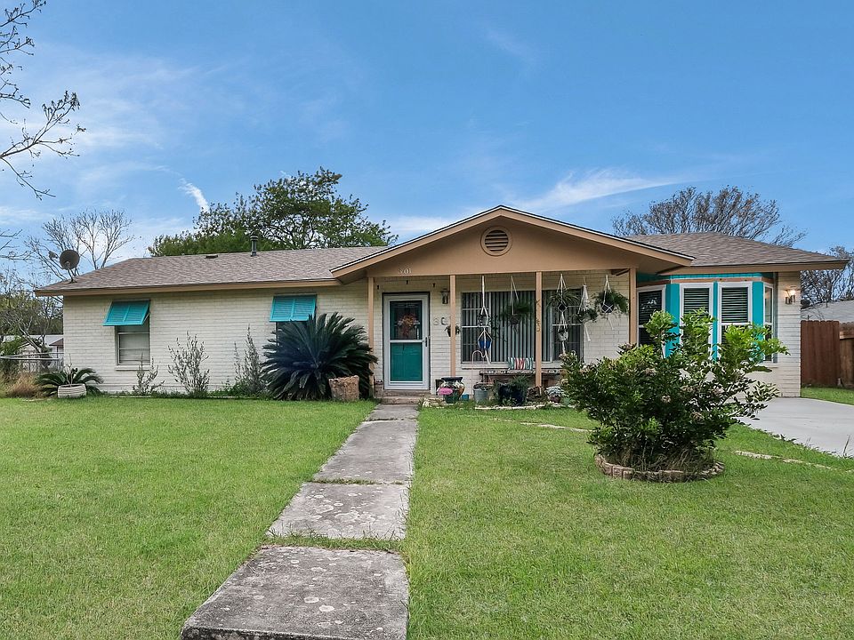 1st image of 301 Ann Dr