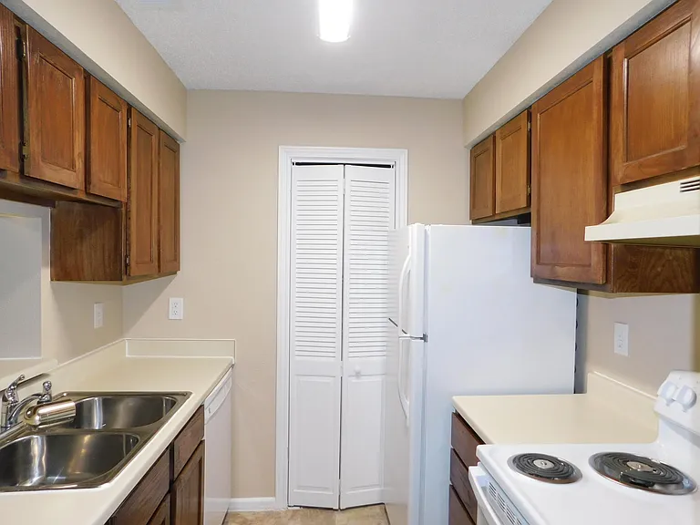 13018 Heimer Rd #704 — Photo 10