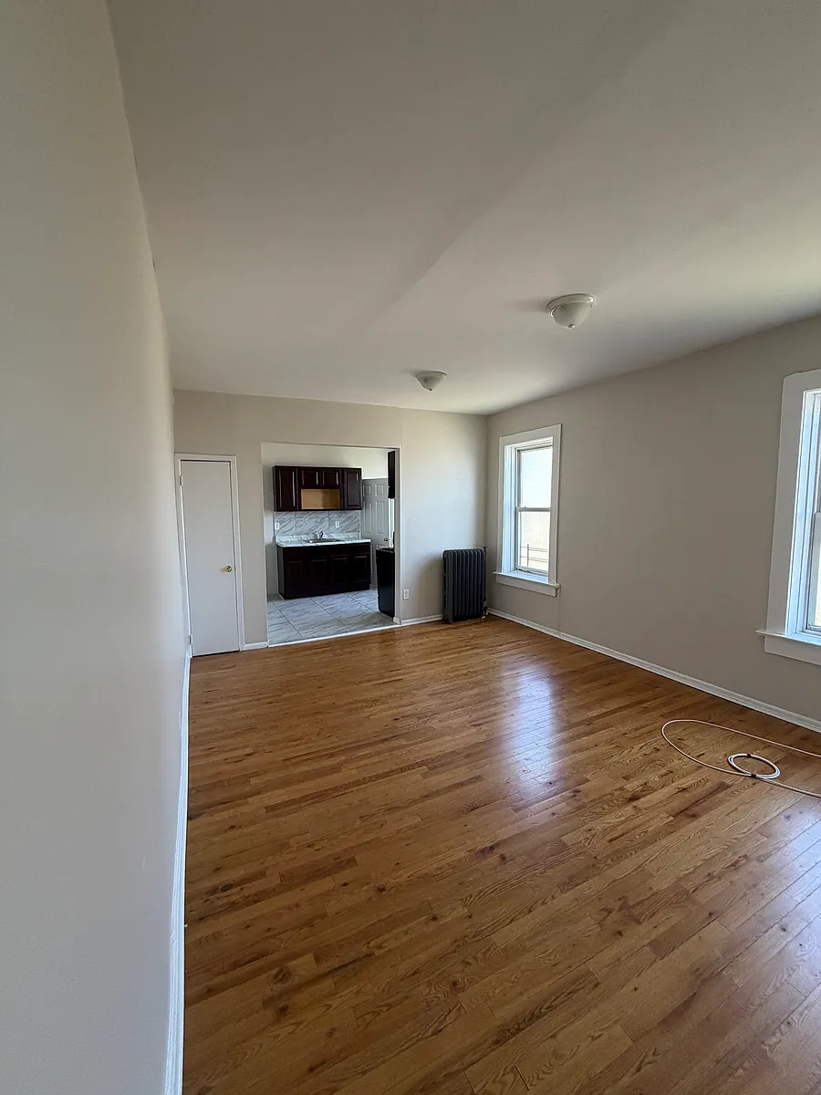 Building Photo - 220 Roseville Ave #411B