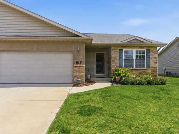 815 Daisy Cir NE, Demotte, IN 46310