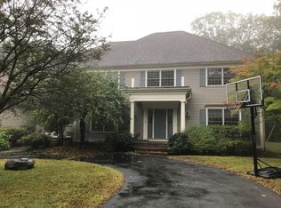 9 Mountain View Dr, Framingham, MA 01701