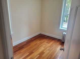 246 95th St #2P, Brooklyn, NY 11209