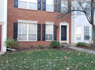 22 Cabot Way, Franklin Park, NJ 08823