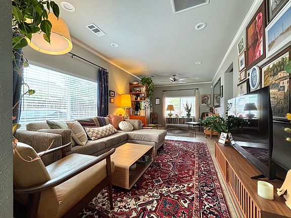 3rd image of 2541 51st St