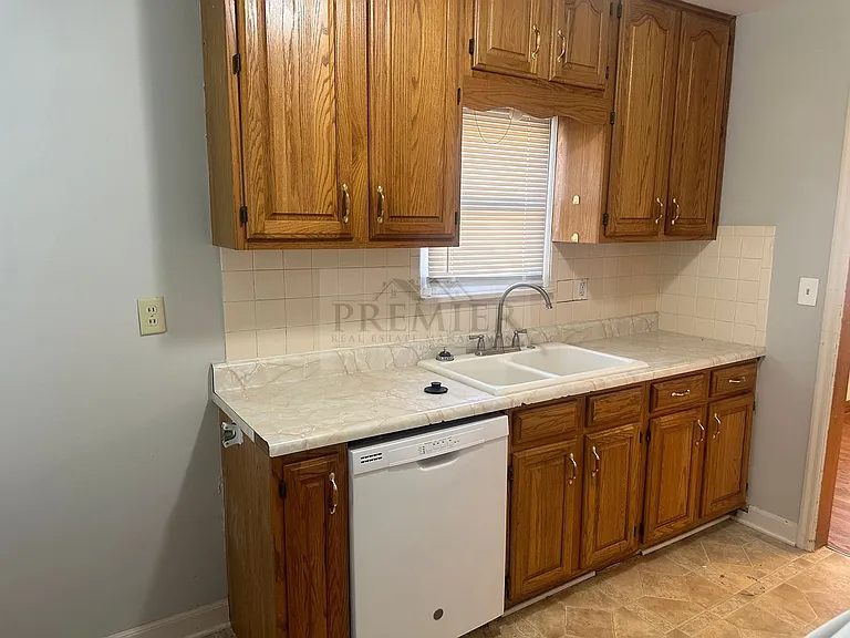 6328 College Ave — Photo 10