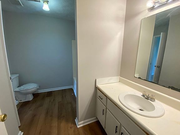 5th image of 26 Woodberry Dr SE APT C