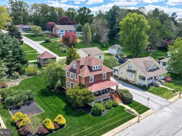 19 S Constitution Ave, New Freedom, PA 17349