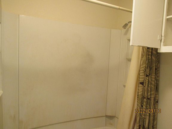 4th image of 1638 W Woodlawn Ave APT 6