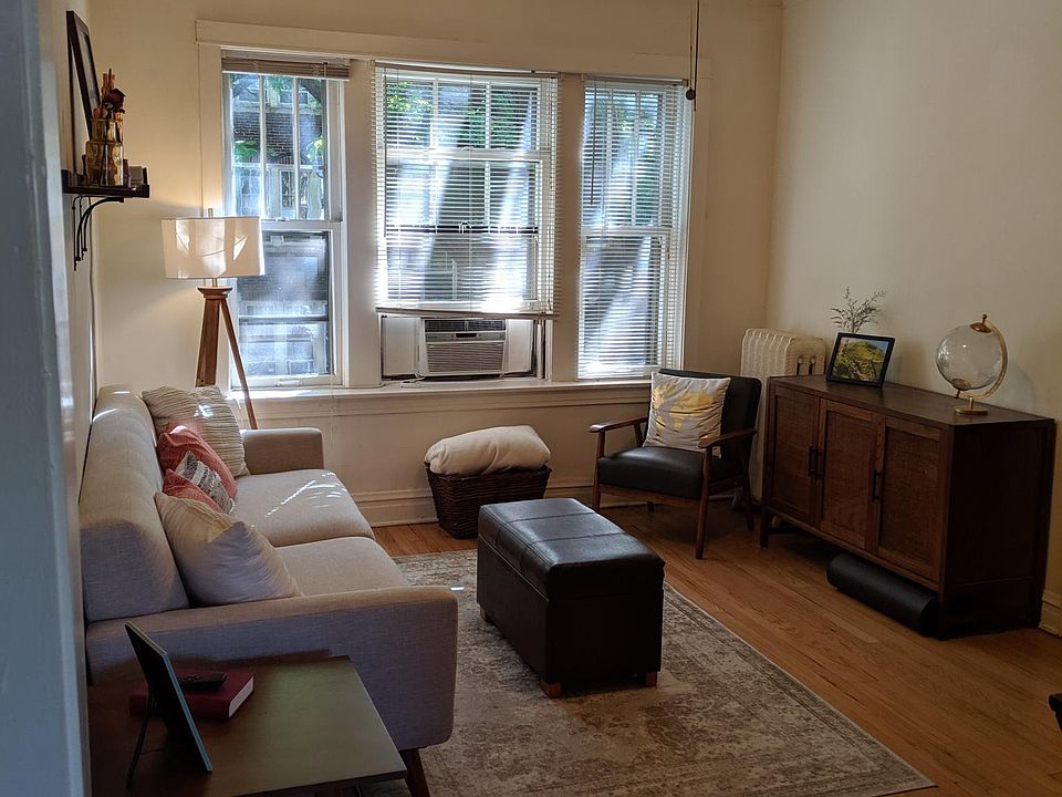 1st image of 3508 N Wolcott Ave
