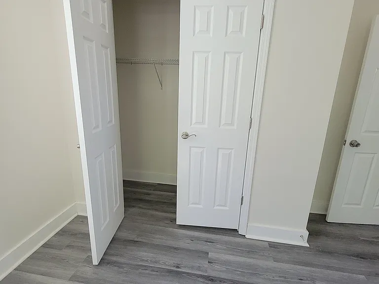 3412 Monroe St — Photo 6