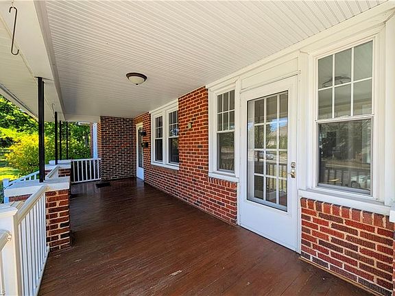 3rd image of 3606 Country Club Rd