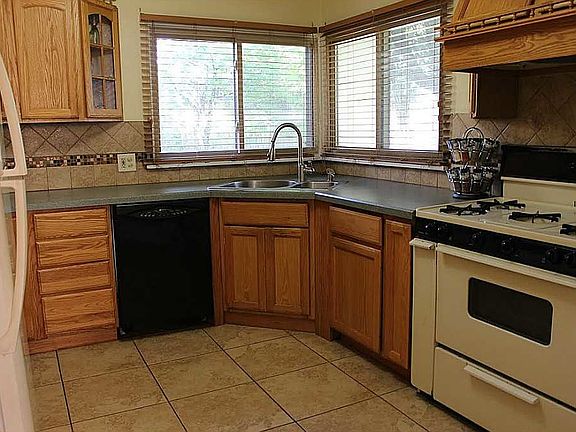 5th image of 2846 Inwood Dr