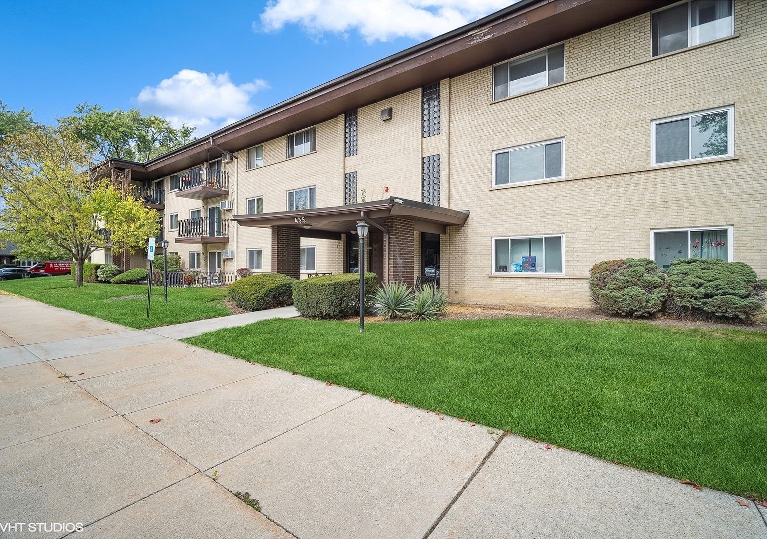 435 S Cleveland Ave APT 203, Arlington Heights, IL 60005 | Zillow