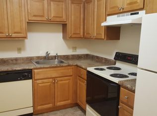 85 Colonels Ln APT 36, East Weymouth, MA 02189