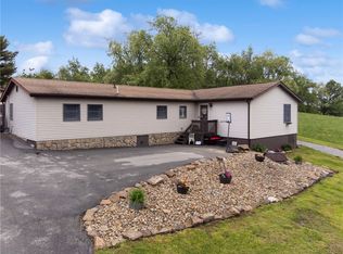 414 Motor Drome Rd, Smithton, PA 15479