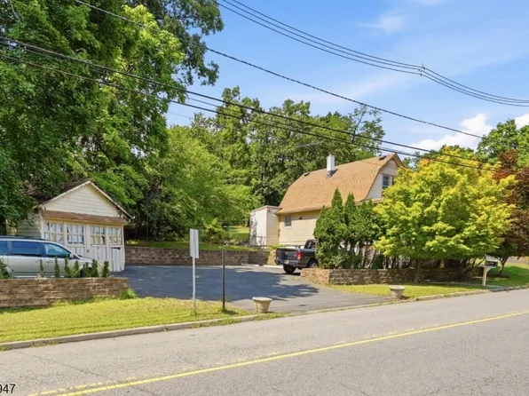 69 Linda Vista Ave, North Haledon Boro, NJ 07508