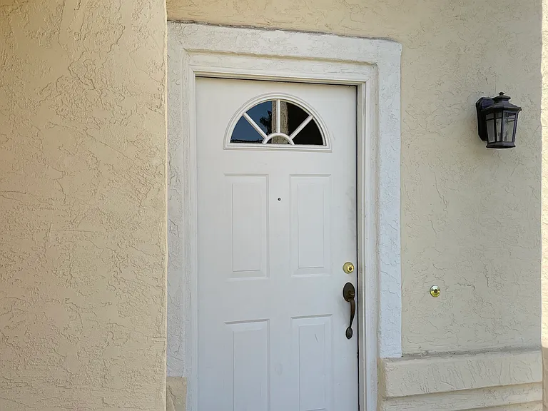 326 Old Stage Ct — Photo 3