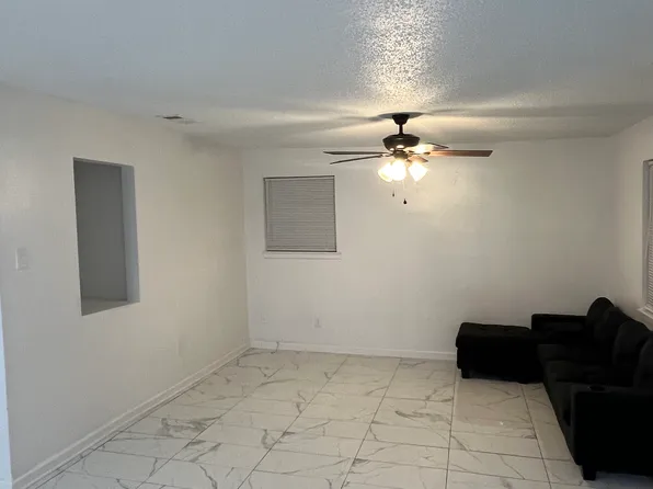 224 Adonis Way, Terrytown, LA 70056