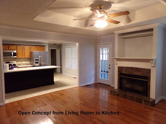 Open concept Lv Rm to Kitche