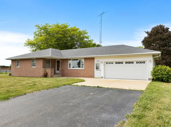 26008 Helen Rd, Garden Prairie, IL 61038