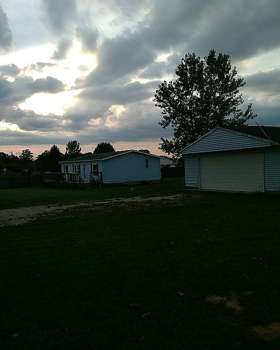 1st image of 5982 E Rinker Rd