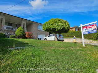 6 Canton Ave, Toronto, ON M3M1N2