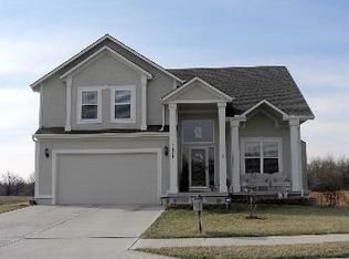 2171 E Sierra Dr, Raymore, MO 64083